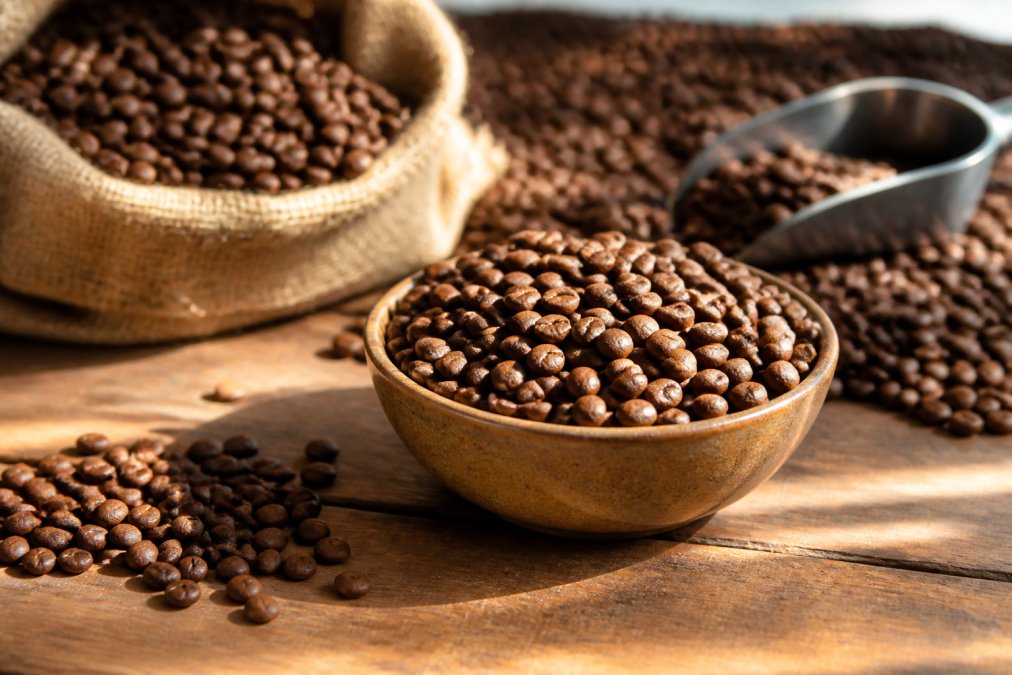 Fresh Coffee Beans Delivered: 2026 Buyer's Guide